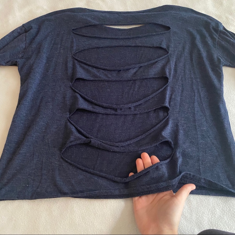 🍭 Cut-Out Long Sleeve